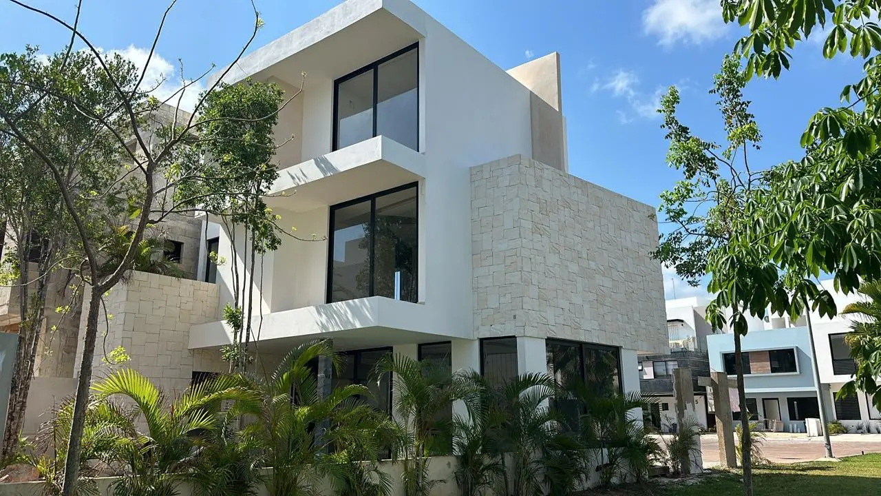 Casa en venta en Arbolada Cancun